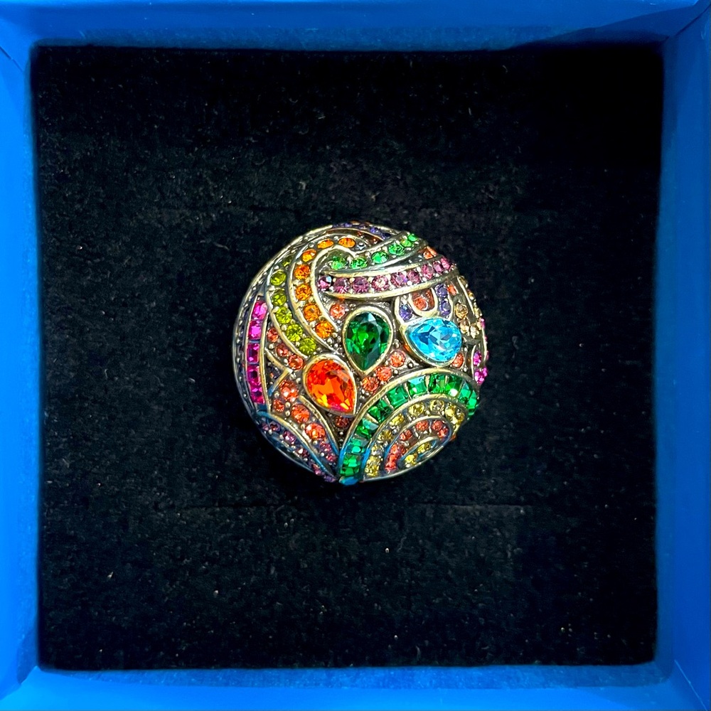 Heidi Daus “Through the Looking Glass” Alice Limited Edition Ring.